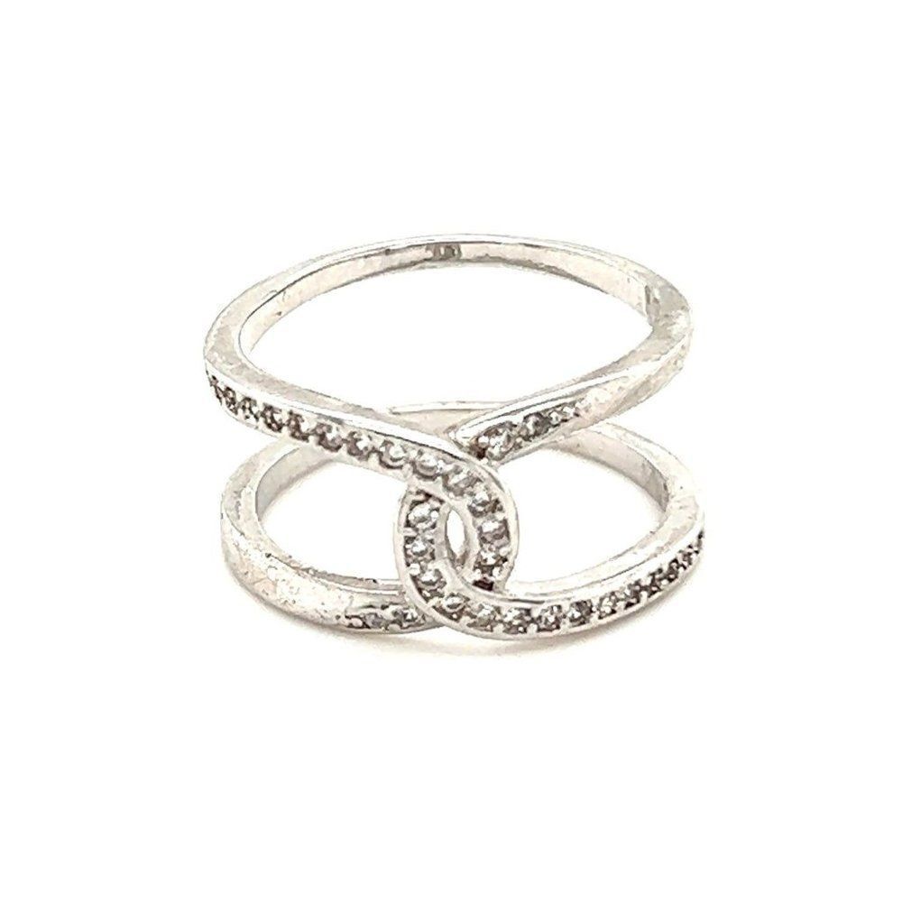 Crossover Cz Ring‎